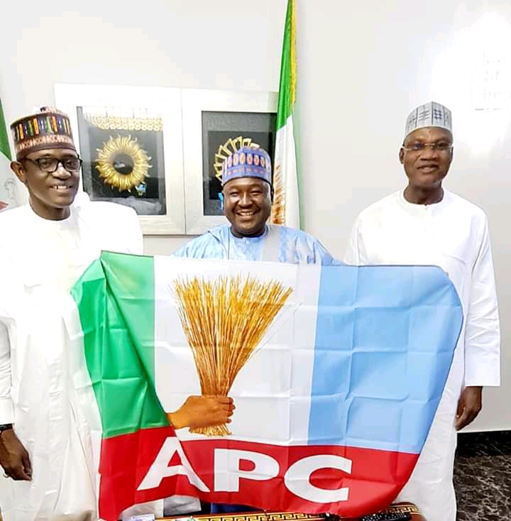 BREAKING: Senator Isah Hamma Misau dumps PDP for APC.