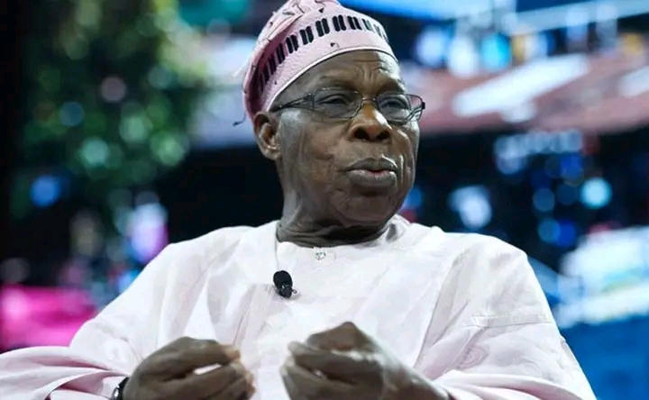 Obasanjo Ya Nemi A Sauke Shugaban Hukumar Zaben Najeriya Mahmoodd Yakubu.