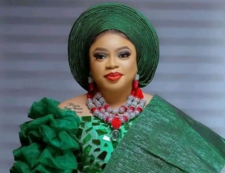 Wani mayaudari ya damfari Bobrisky Dalar Amurka 990.