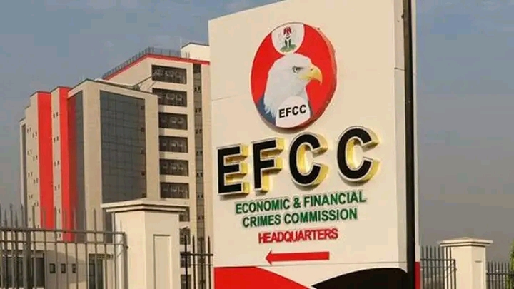 EFCC ta gurfanar da wasu mutum biyu kan zargin damfara da sunan A’A Rano